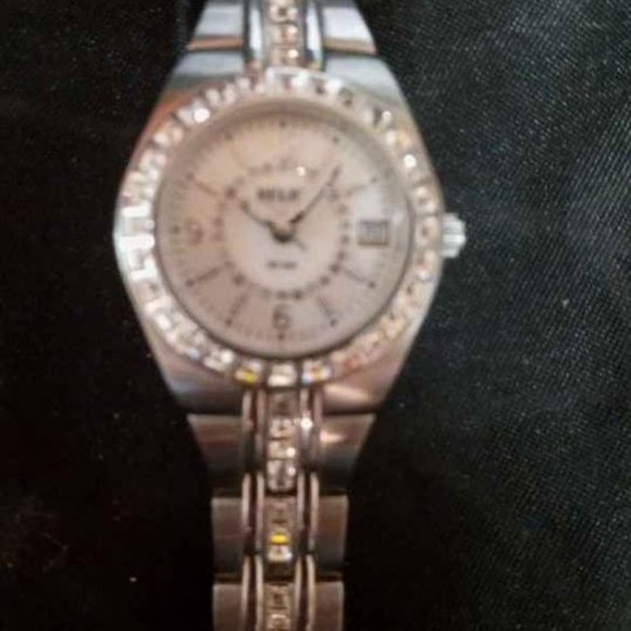 RELIC BY FOSSIL WATCH, QUEENS COURT QUARTZ STAINLESS STEEL - Picture 9 of 9